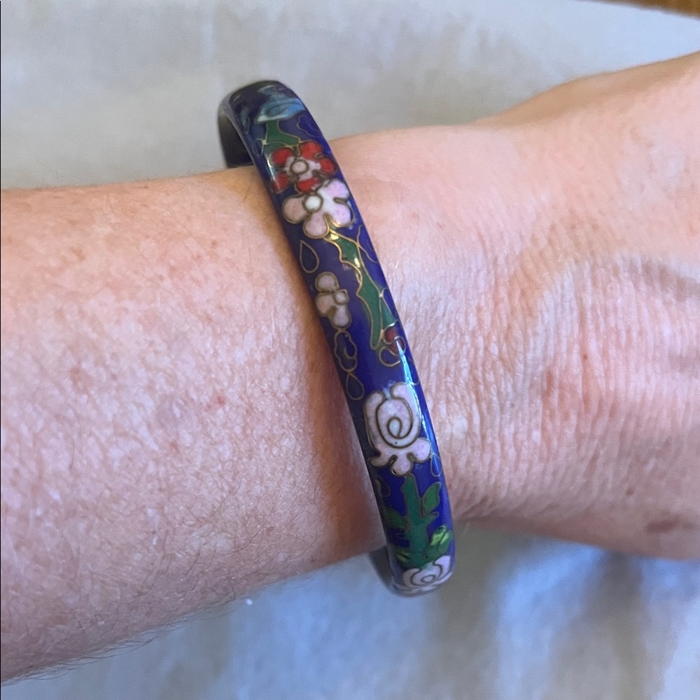 Cloisonné Bangle Bracelet Flowers design